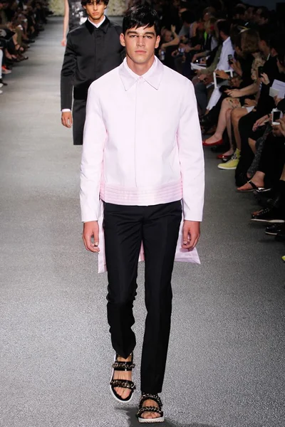 Look 51